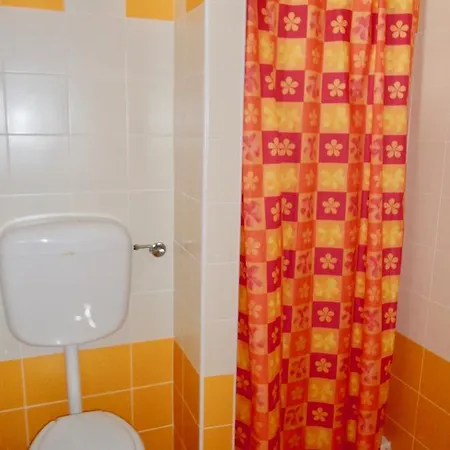 Condominio Romeo Apartamento *